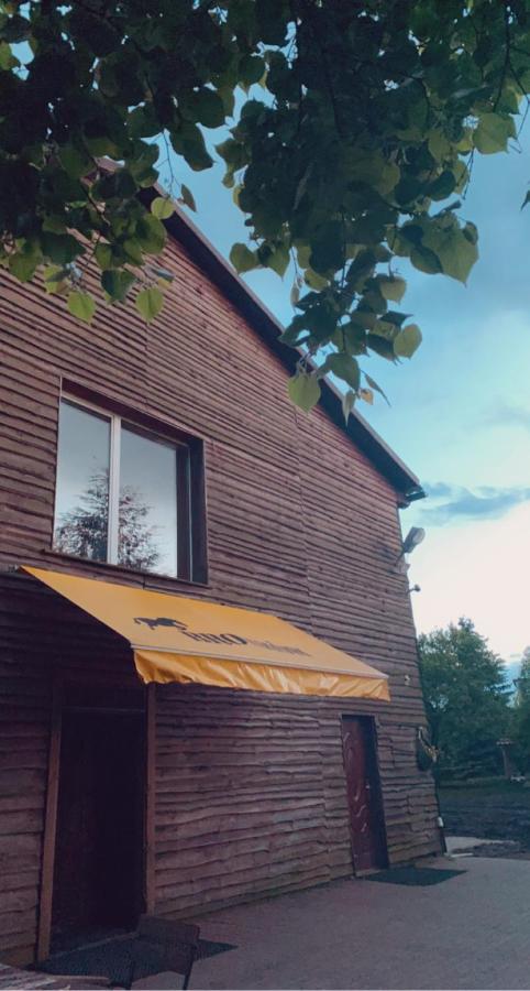 Bed and Breakfast Osrodek Jezdziecki Bronkow Екстер'єр фото